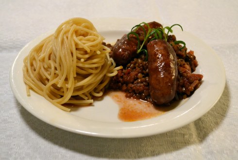 salsiccia och linser