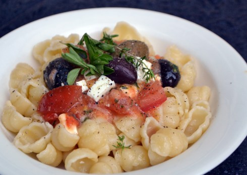pasta m tomat, feta o oliver