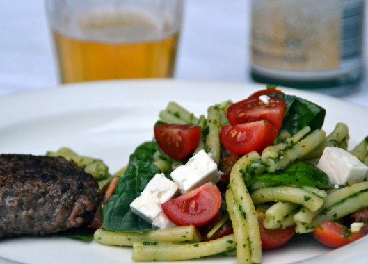 pastasallad m feta tomat o spenat