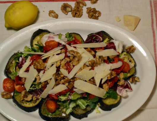 sallad m grillad aubergine