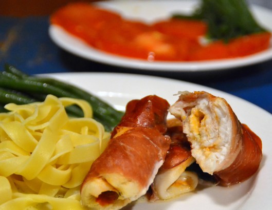 rullad rödspätta m serranoskinka