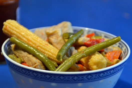 thai fläsk- o grönskakswok